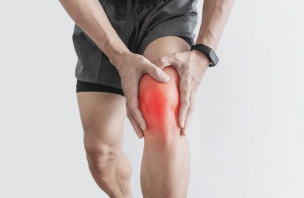 chronic pain in a man's knee